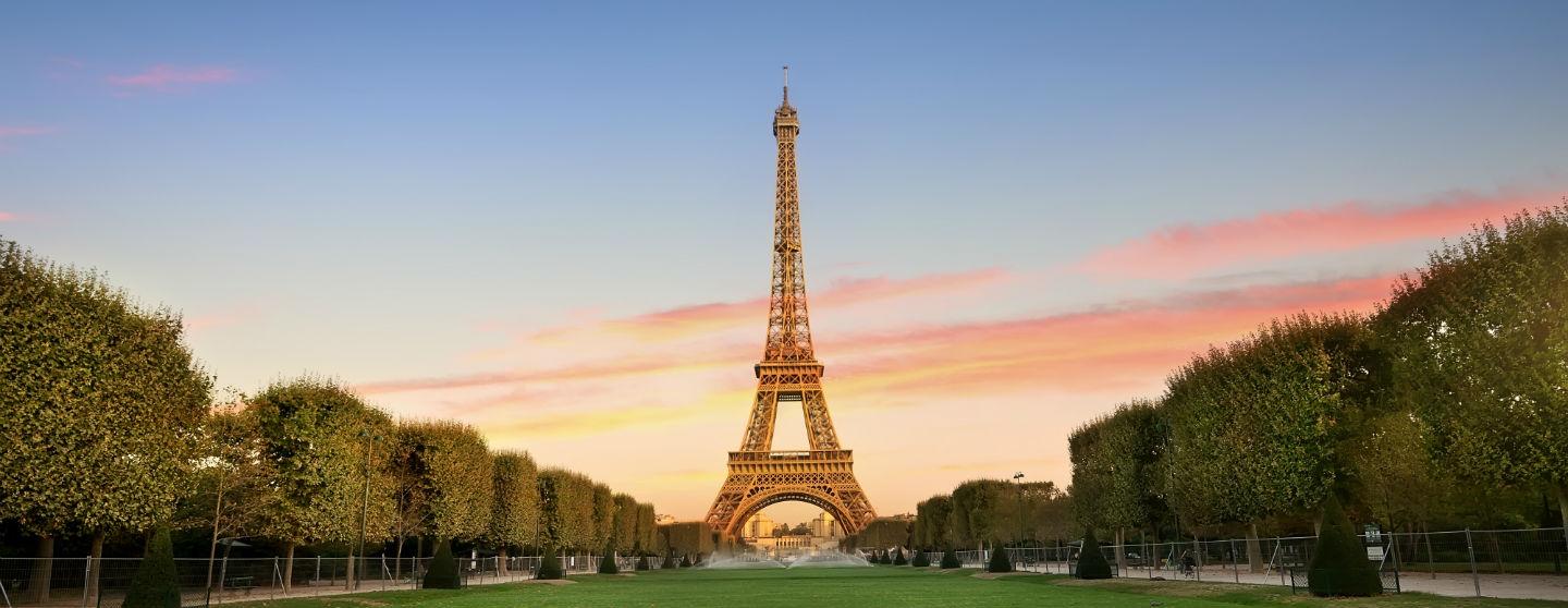 eiffel-tower-at-sunset
